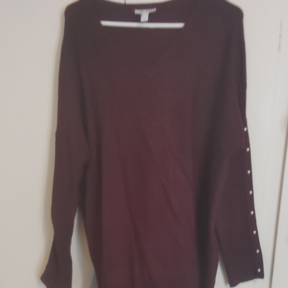 Elegant V-Neck Sweater in Deep Burgundy
